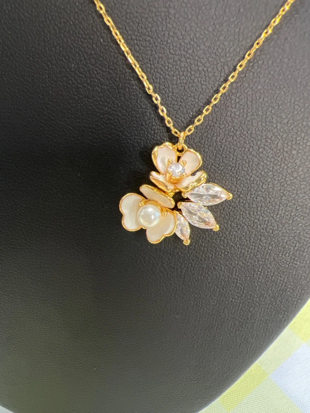 Kate Spade Freshwater Pearl Pendant Necklace